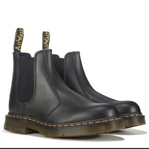 Dr. Martens 2976 Slip-Resistant Chelsea Boot - Black, Size Men's 11/ Women's 12